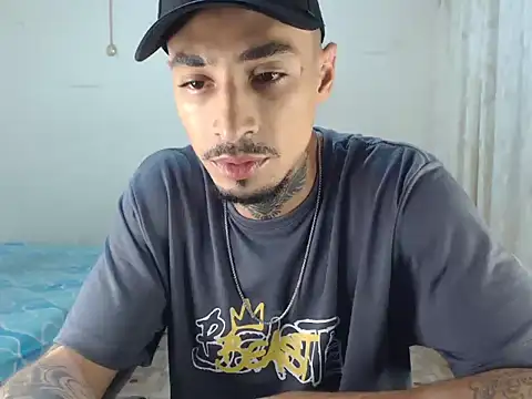 emiliano hottt online show from 12.15.25