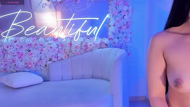 JadeEvansX online show from 12.27.24