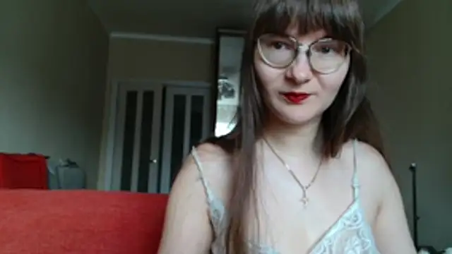 KiraGoldens online show from 04.04.26