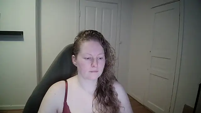 Girlnina-1995 online show from 02.17.25