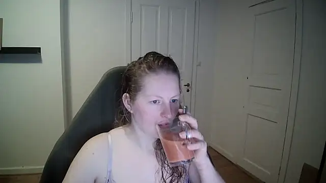 Girlnina-1995 online show from 02.27.25