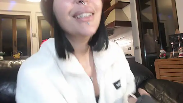 Masha Real 84 online show from 12.22.25