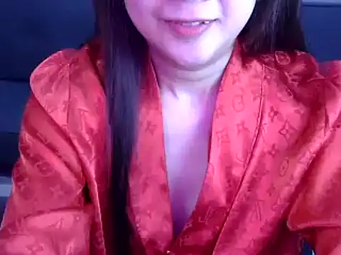 Snapshot of Bee_2k chatting on 07.16.26 Bee 2k online show from 07.16.26