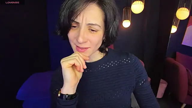 LorenDaze online show from 12.13.24