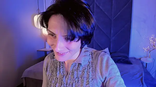 LorenDaze online show from 03.12.25