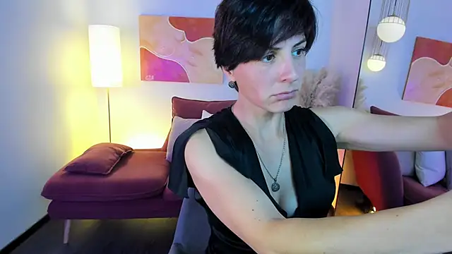 LorenDaze online show from 09.30.25