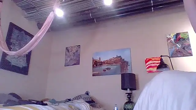 Snapshot of eatmeplease44 chatting on 03.24.26 eatmeplease44 online show from 03.24.26