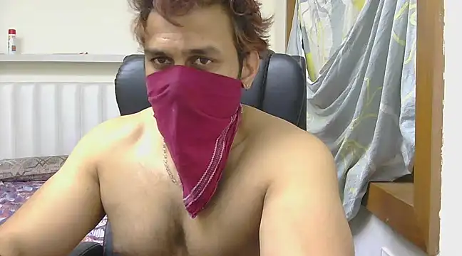 Snapshot of kaizercool1 chatting on 03.18.25 kaizercool1 online show from 03.18.25