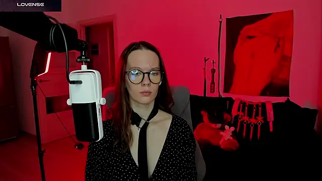 DivineBite online show from 04.07.26