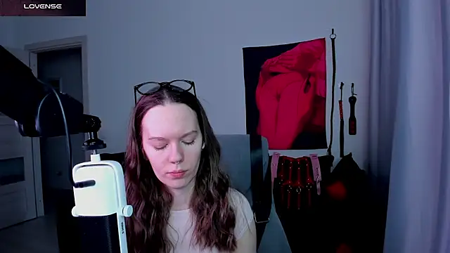 DivineBite online show from 05.10.26