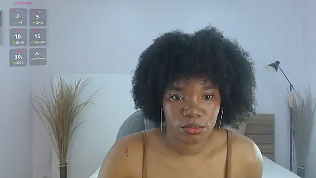 Snapshot of kimara_lion chatting on 06.17.26 kimara lion online show from 06.17.26