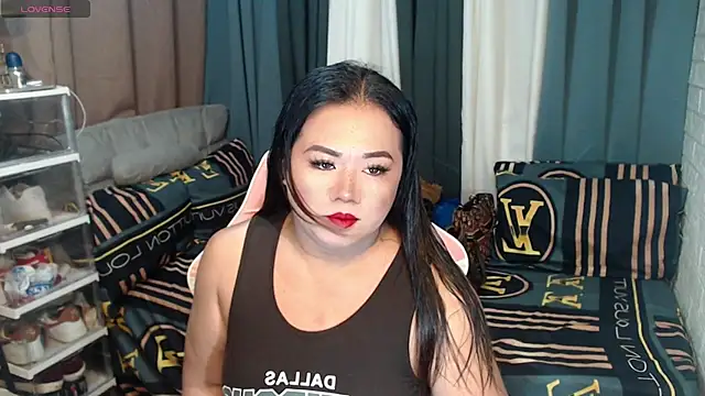 Snapshot of MagnificatMistress chatting on 01.19.25 MagnificatMistress online show from 01.19.25