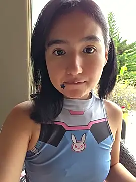 Pinkie Princes online show from 07.10.26