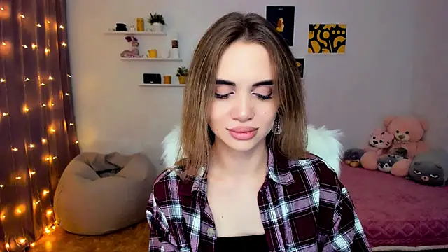 Snapshot of aPieceOfJoy chatting on 12.06.24 aPieceOfJoy online show from 12.06.24