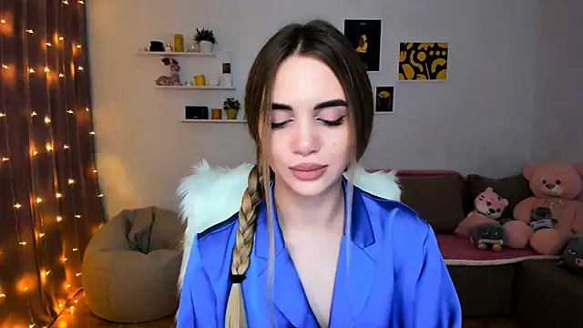 Snapshot of aPieceOfJoy chatting on 12.20.24 aPieceOfJoy online show from 12.20.24