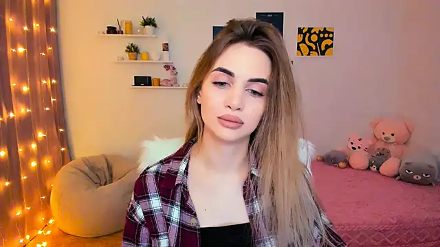 Snapshot of aPieceOfJoy chatting on 01.17.25 aPieceOfJoy online show from 01.17.25