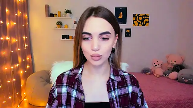 Snapshot of aPieceOfJoy chatting on 02.07.25 aPieceOfJoy online show from 02.07.25