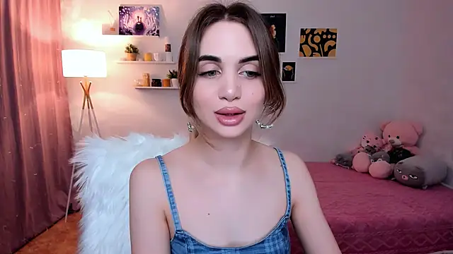 Snapshot of aPieceOfJoy chatting on 02.23.25 aPieceOfJoy online show from 02.23.25