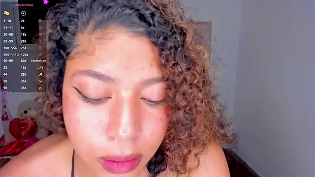 LilyBrunette online show from 03.19.25