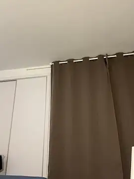 Snapshot of Thescorpionfr chatting on 01.28.25 Thescorpionfr online show from 01.28.25