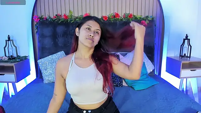 Karlagonzales  online show from 09.18.25