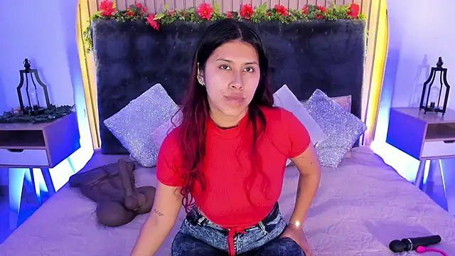 Karlagonzales  online show from 10.12.25