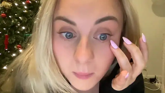 bigboobybabyxh online show from 10.22.25