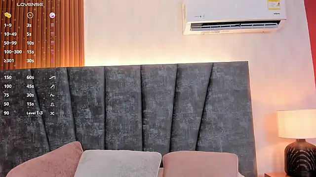 Snapshot of Falak_sweett_ chatting on 12.28.24 Falak sweett online show from 12.28.24