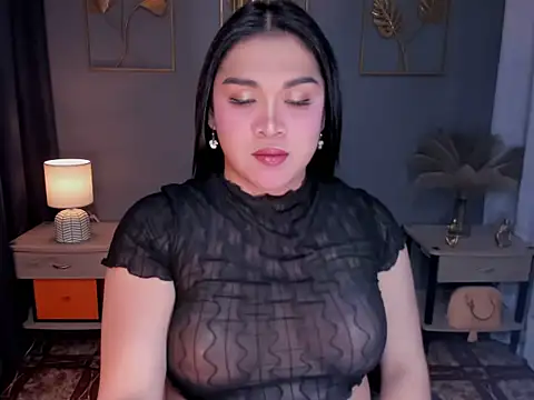 MaxeneCullens online show from 09.11.25