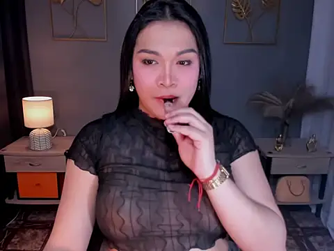 MaxeneCullens online show from 09.21.25