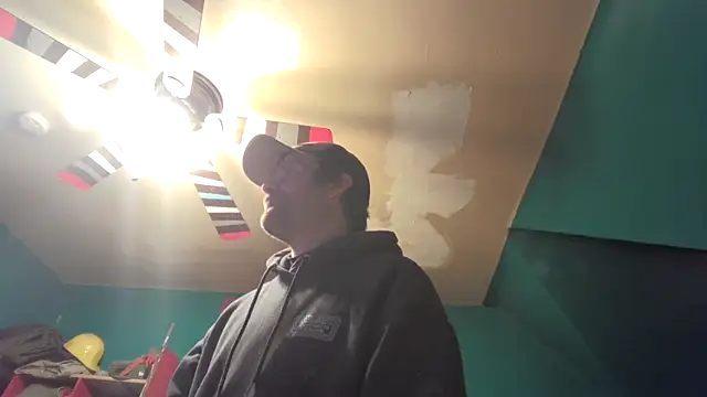 Snapshot of charactrzero chatting on 02.01.26 charactrzero online show from 02.01.26