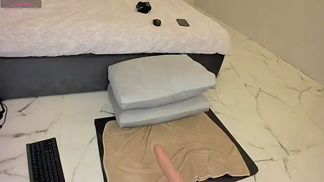 Devil Minds online show from 01.18.25