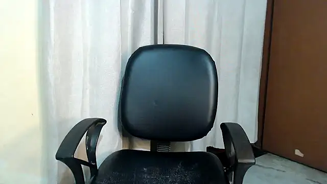 HOT CHILLY online show from 03.04.25