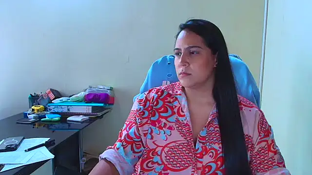 kendall 52 online show from 10.25.25