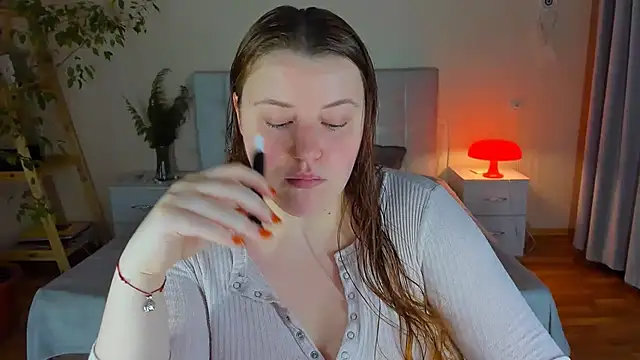 PolinaSalvatore online show from 11.09.25