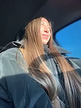 EvaCatt online show from 12.22.24