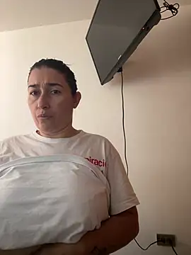 andreaisis2 online show from 04.08.26