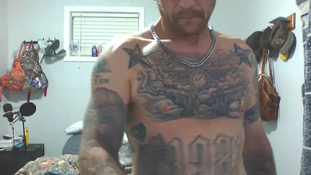 Snapshot of J-Dubb chatting on 07.11.26 J-Dubb online show from 07.11.26