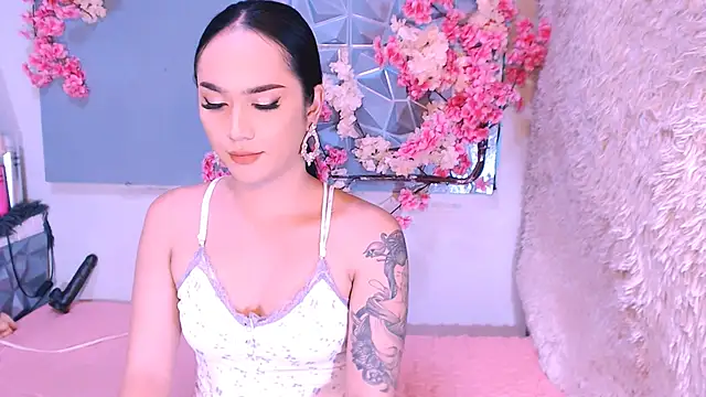 Oriental Tiara online show from 01.18.26