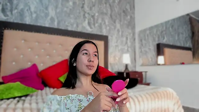 Lia sarahi online show from 03.12.25