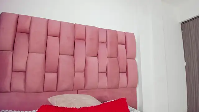 Lia sarahi online show from 01.06.26