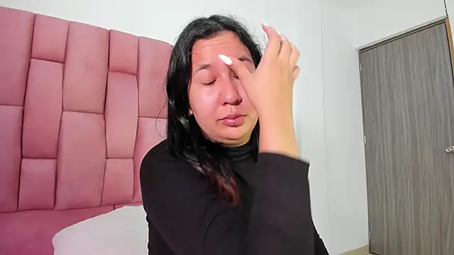 Lia sarahi online show from 01.12.26