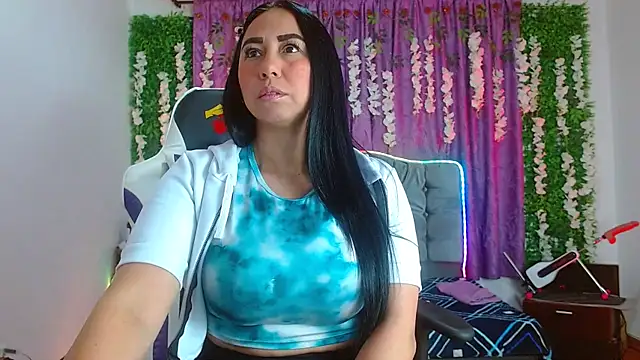 ariana-lopez online show from 09.18.25