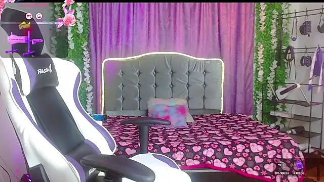 ariana-lopez online show from 06.04.26