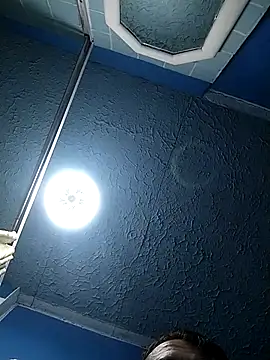 Wero4200 online show from 10.22.25