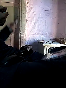 Wero4200 online show from 10.27.25