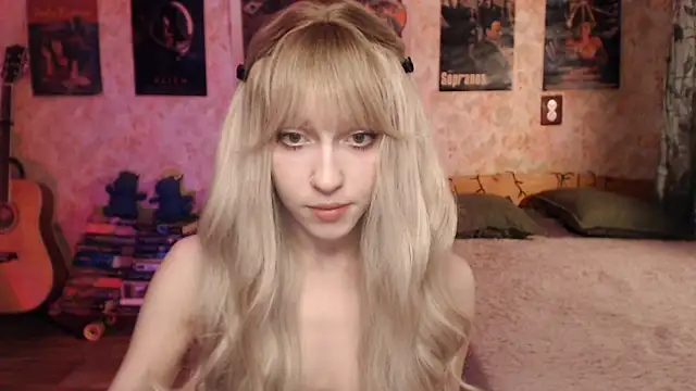 Friendly Ellie online show from 02.10.25