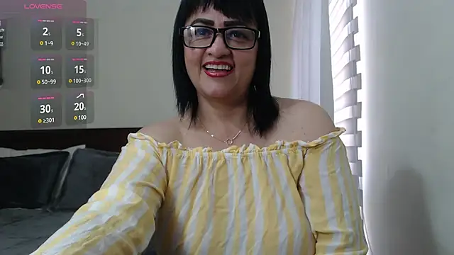 ISABEEL SOFIA01 online show from 01.21.25