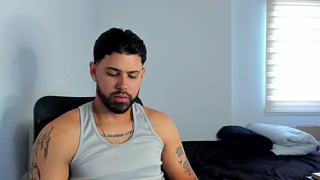 Justyn Torres online show from 10.15.25