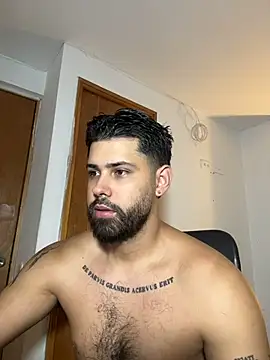 Snapshot of Justyn_Torres chatting on 07.28.26 Justyn Torres online show from 07.28.26